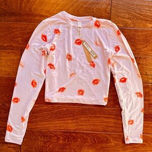 Skims Sleep Super Crop Long Sleeve Cherry Blossom Lipstick